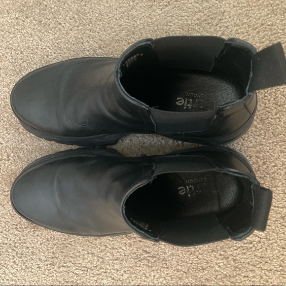 Black Dune London Bertie Chunky Sole Chelsea Boots - Picture 3 of 5